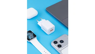 Зарядное устройство Deppa 20W (USB-C + USB-A) белый